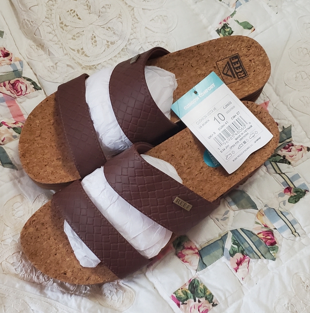 Teva Brown Sandals - Picture 4 of 14